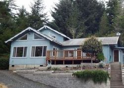 Pre-foreclosure in  SHUTTERS LANDING LN North Bend, OR 97459