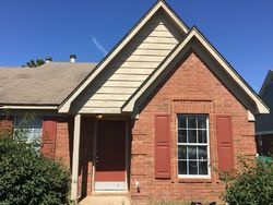 Pre-foreclosure in  REESE POINT DR Memphis, TN 38133