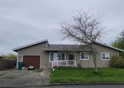 Pre-foreclosure in  S 25TH ST Mount Vernon, WA 98274