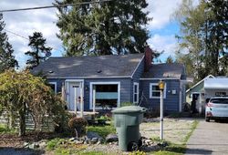 Pre-foreclosure in  MORGAN RD Everett, WA 98203