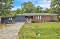 Pre-foreclosure in  DAVENPORT ST Belton, SC 29627