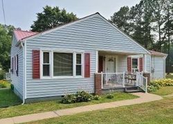 Pre-foreclosure in  PUMPING STATION RD Appomattox, VA 24522