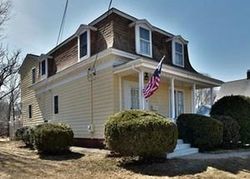 Pre-foreclosure in  SUMMIT ST Rockland, MA 02370