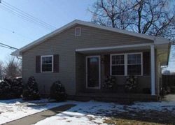 Pre-foreclosure in  S LINWOOD AVE Evansville, IN 47713