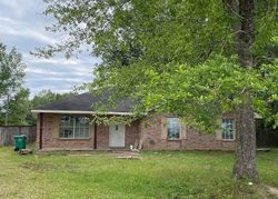 Pre-foreclosure in  RAILROAD AVE Bush, LA 70431