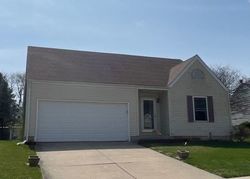 Pre-foreclosure in  MAUREEN CT Springfield, IL 62702