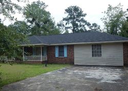 Pre-foreclosure in  KINGSBURY DR Sumter, SC 29154