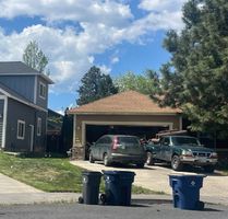 Pre-foreclosure in  SW TANNER CT Bend, OR 97702