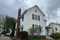 Pre-foreclosure in  19TH ST NE Canton, OH 44714