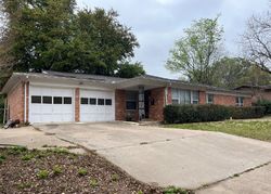 Pre-foreclosure in  SADDLE TRL Fort Worth, TX 76116