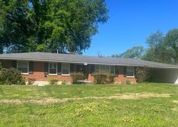 Pre-foreclosure in  RICHLAND DR Memphis, TN 38116