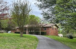 Pre-foreclosure in  PINE RIDGE RD Ooltewah, TN 37363