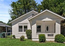 Pre-foreclosure in  SOUTHERN AVE Memphis, TN 38114
