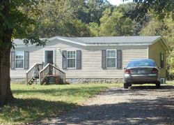 Pre-foreclosure Listing in CEMETERY LN HARTSVILLE, TN 37074