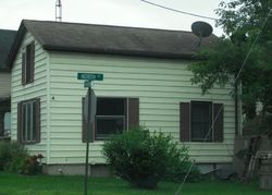 Pre-foreclosure in  N SAGINAW ST Holly, MI 48442