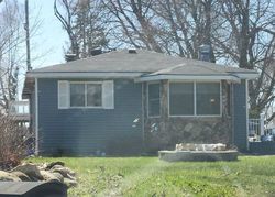 Pre-foreclosure in  BEECHCREST ST White Lake, MI 48386