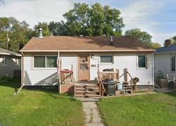 Pre-foreclosure Listing in 7TH AVE N GRAND FORKS, ND 58203