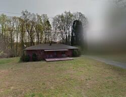 Pre-foreclosure in  PARK RD Mount Holly, NC 28120