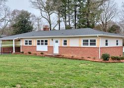 Pre-foreclosure in  VALLEYDALE RD Charlotte, NC 28214