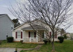 Pre-foreclosure in  COULPORT LN Charlotte, NC 28215