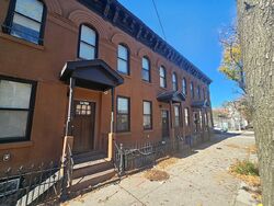 Pre-foreclosure in  HOWARD AVE Brooklyn, NY 11233