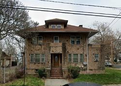 Pre-foreclosure in  E 2ND AVE Roselle, NJ 07203