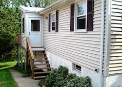 Pre-foreclosure in  MATTHEW RD Branford, CT 06405