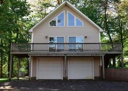Pre-foreclosure in  AVERYLL AVE Wolcott, CT 06716