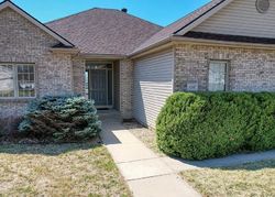 Pre-foreclosure in  W HARVEST DR Lincoln, NE 68521