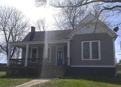 Pre-foreclosure Listing in GRACE AVE WEST PLAINS, MO 65775