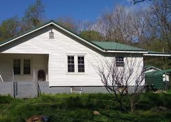 Pre-foreclosure in  WELLS RD Steelville, MO 65565