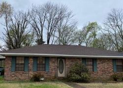 Pre-foreclosure in  TERRY RD Tupelo, MS 38801