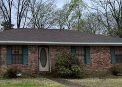 Pre-foreclosure in  TERRY RD Tupelo, MS 38801