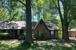 Pre-foreclosure in  BOXWOOD PL S Brandon, MS 39047