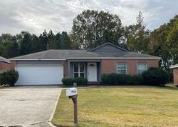 Pre-foreclosure in  TWIN PINE DR Pearl, MS 39208