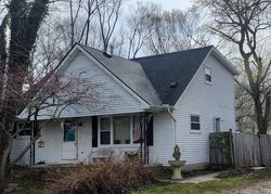 Pre-foreclosure in  GILDERSLEEVE ST South Rockwood, MI 48179