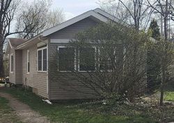 Pre-foreclosure in  AMHERST AVE Kalamazoo, MI 49008