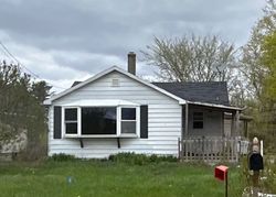 Pre-foreclosure in  W SHERIDAN RD Lansing, MI 48906