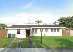 Pre-foreclosure in  MARTINIQUE DR Miami, FL 33189