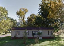 Pre-foreclosure in  N LINCOLN ST Worden, IL 62097