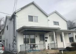 Pre-foreclosure in  VINE ST Pittston, PA 18640