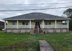 Pre-foreclosure in  THOROUGHBRED PARK DR Thibodaux, LA 70301