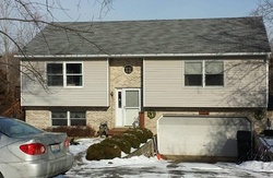 Pre-foreclosure Listing in W VIRELL DR ANTIOCH, IL 60002
