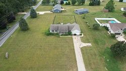 Pre-foreclosure in  RILLSTONE DR Kouts, IN 46347