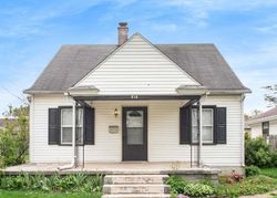 Pre-foreclosure in  E FAIRVIEW AVE South Bend, IN 46614