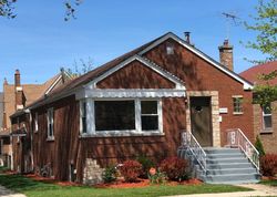Pre-foreclosure in  26TH ST Berwyn, IL 60402