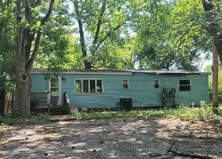 Pre-foreclosure in  WELLS ST Murphysboro, IL 62966