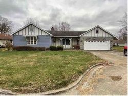 Pre-foreclosure Listing in WILLOW PL SALEM, IL 62881