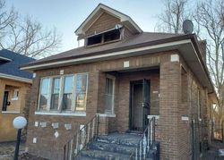 Pre-foreclosure in  S MANISTEE AVE Chicago, IL 60617