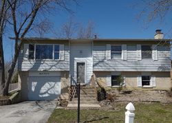 Pre-foreclosure in  RIVERSIDE DR Richton Park, IL 60471